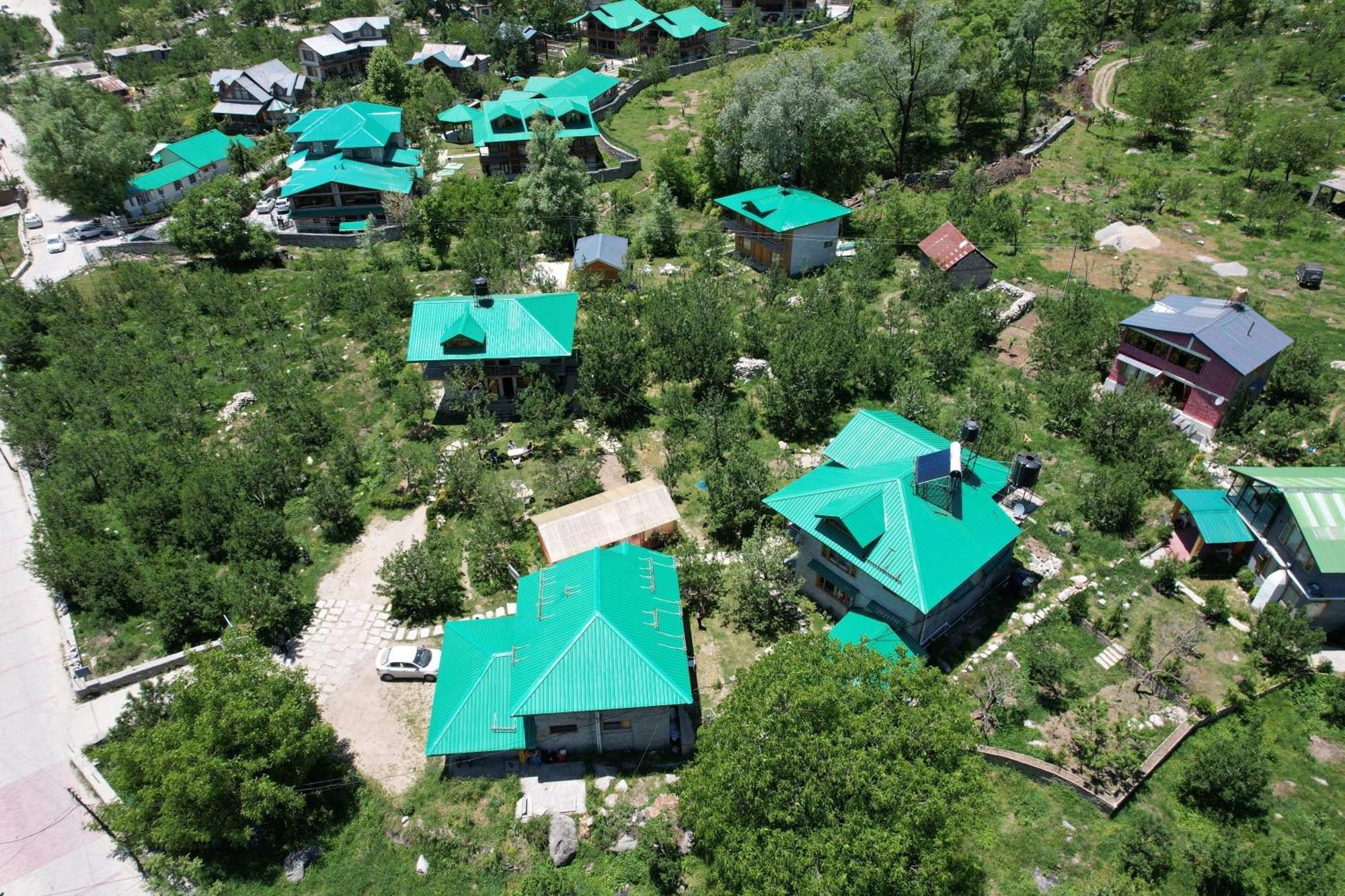 Cascade Mountain Retreat Manali Acomodação com café da manhã Exterior foto