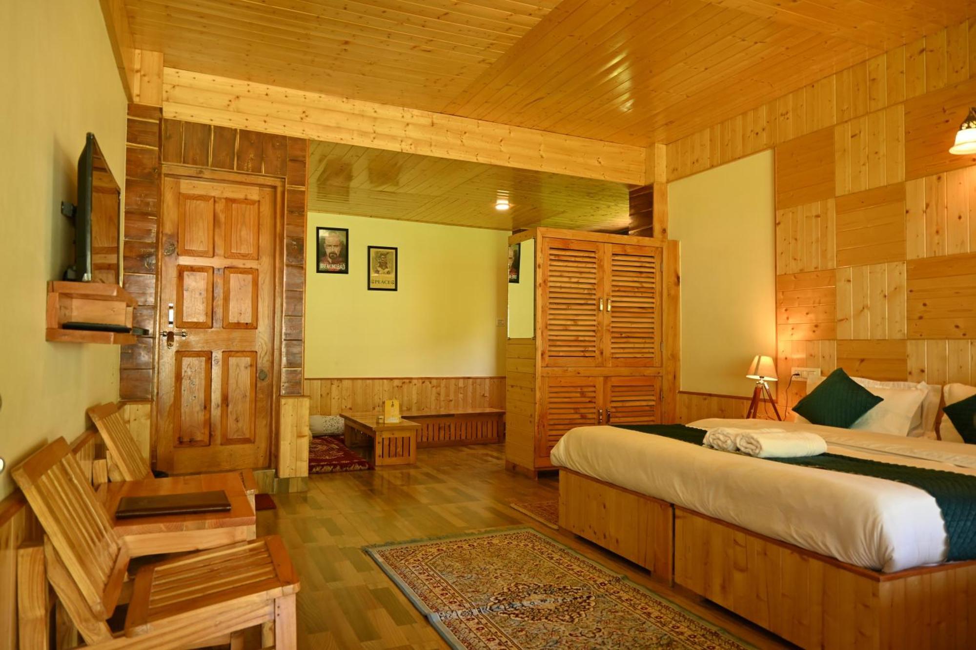 Cascade Mountain Retreat Manali Acomodação com café da manhã Exterior foto